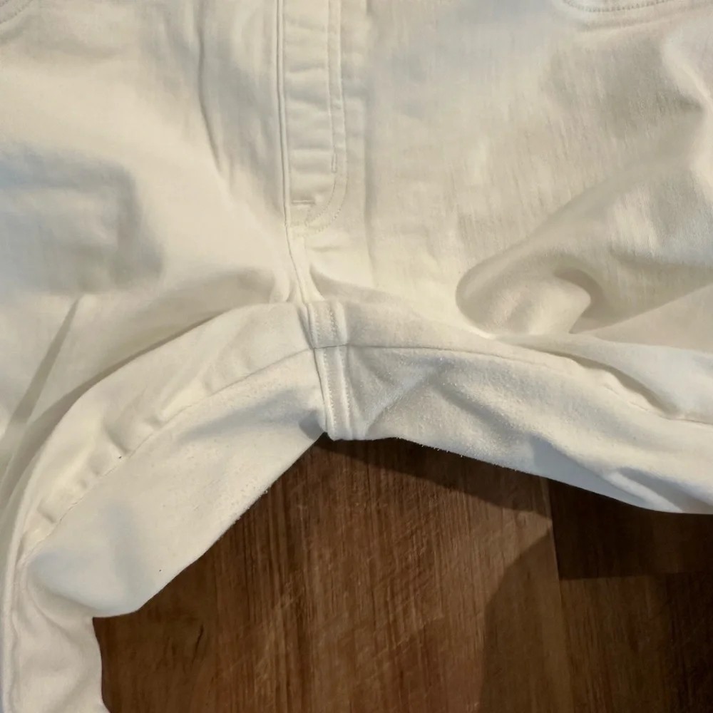 SPANX Shaping Flare Jeans | White | Petite XL | High-Rise - Picture 6 of 6